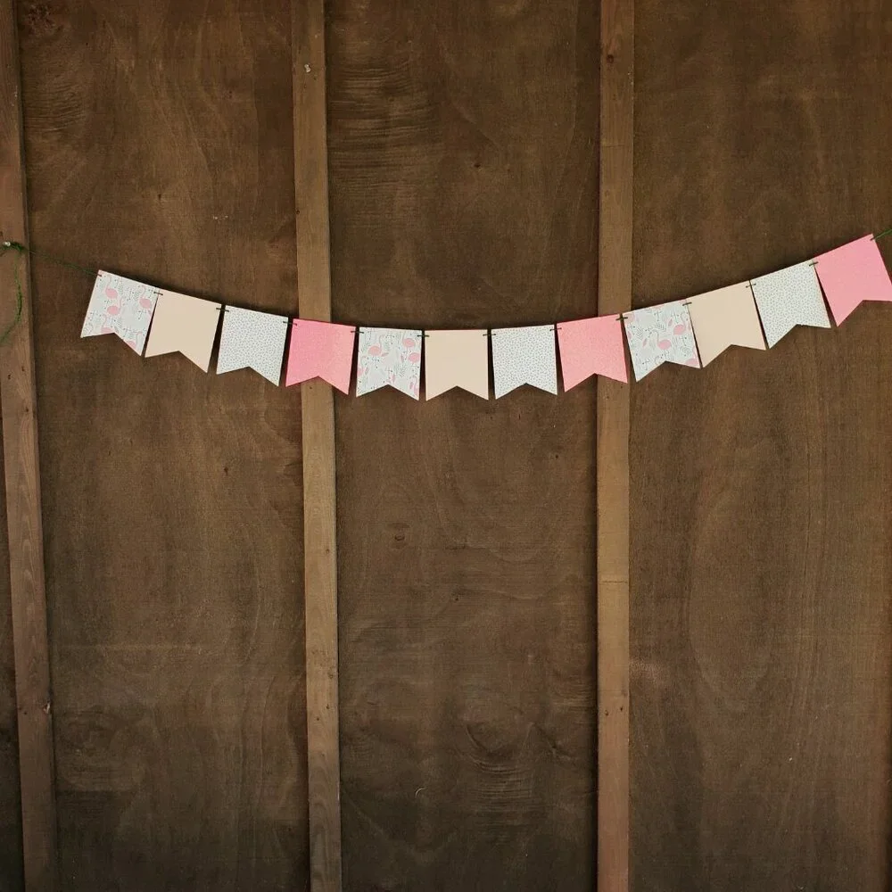 Flamingo Pink and Green Party Decorations Set